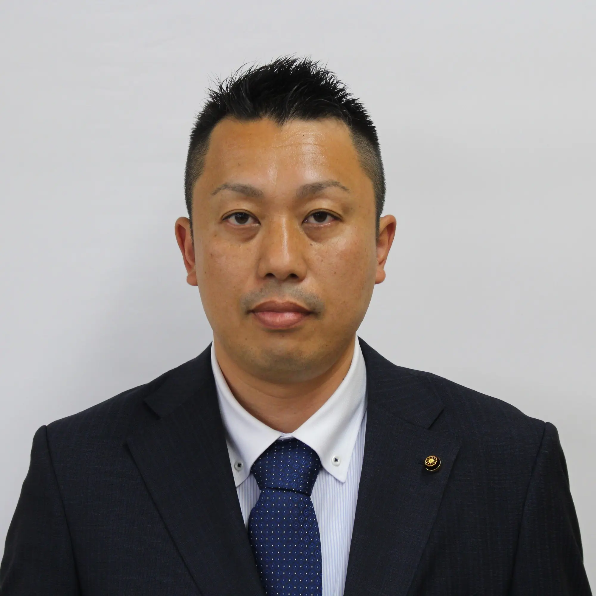 白石まこと議員 顔写真